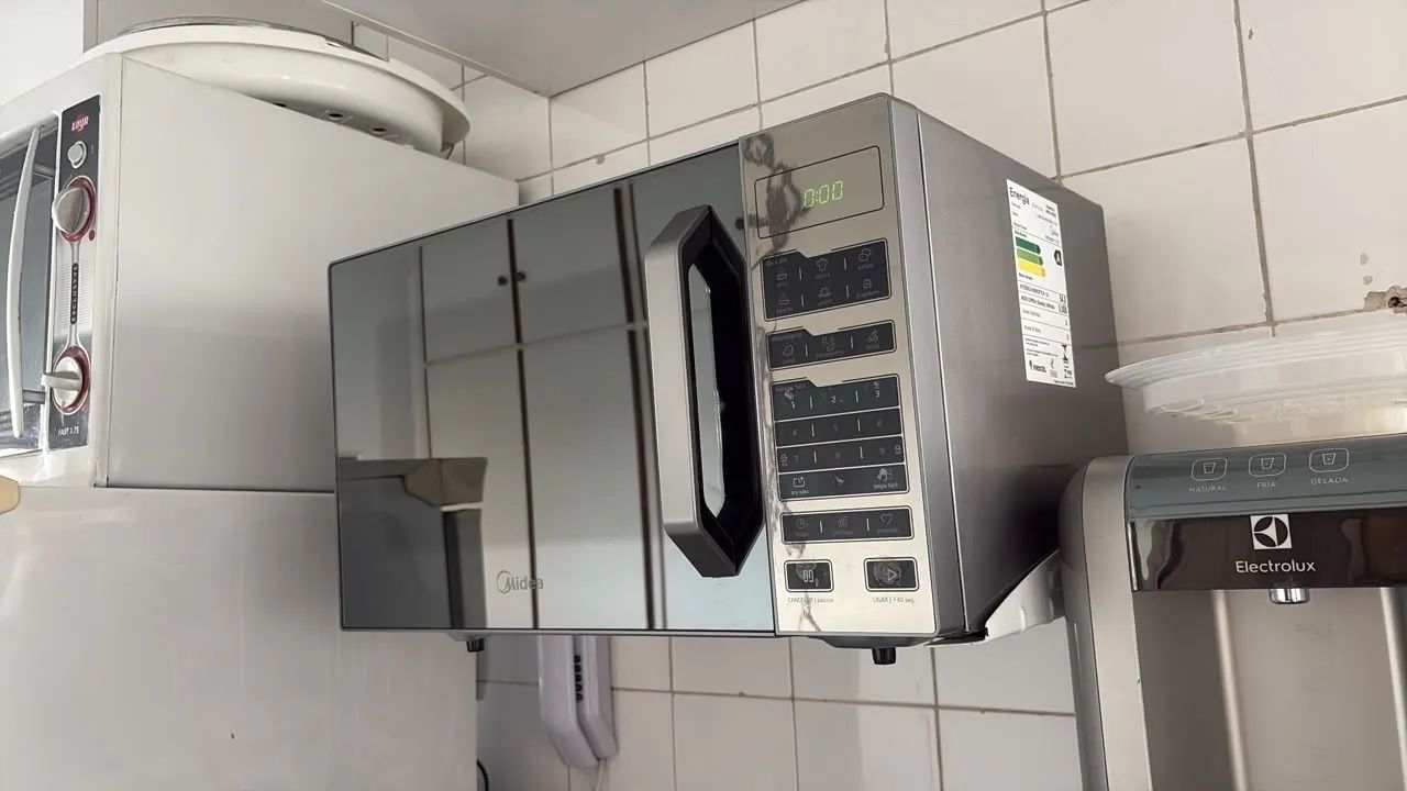 Microondas  midea 34 l