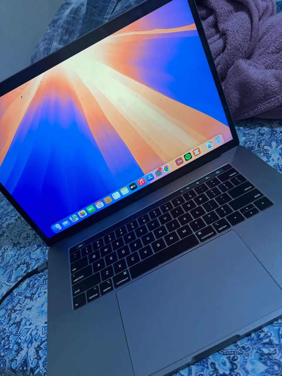 MacBook Pro 2019  - Foto 2