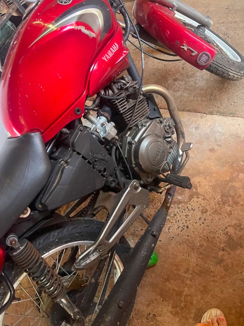 YBR 125  - Foto 2