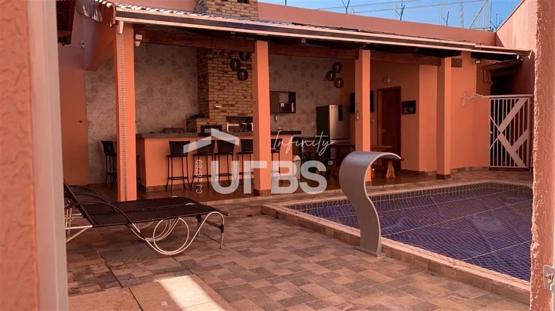 Casa Térrea - 5 Quartos, 2 Suites - Parque Acalanto - Rua com portaria e sem saída.