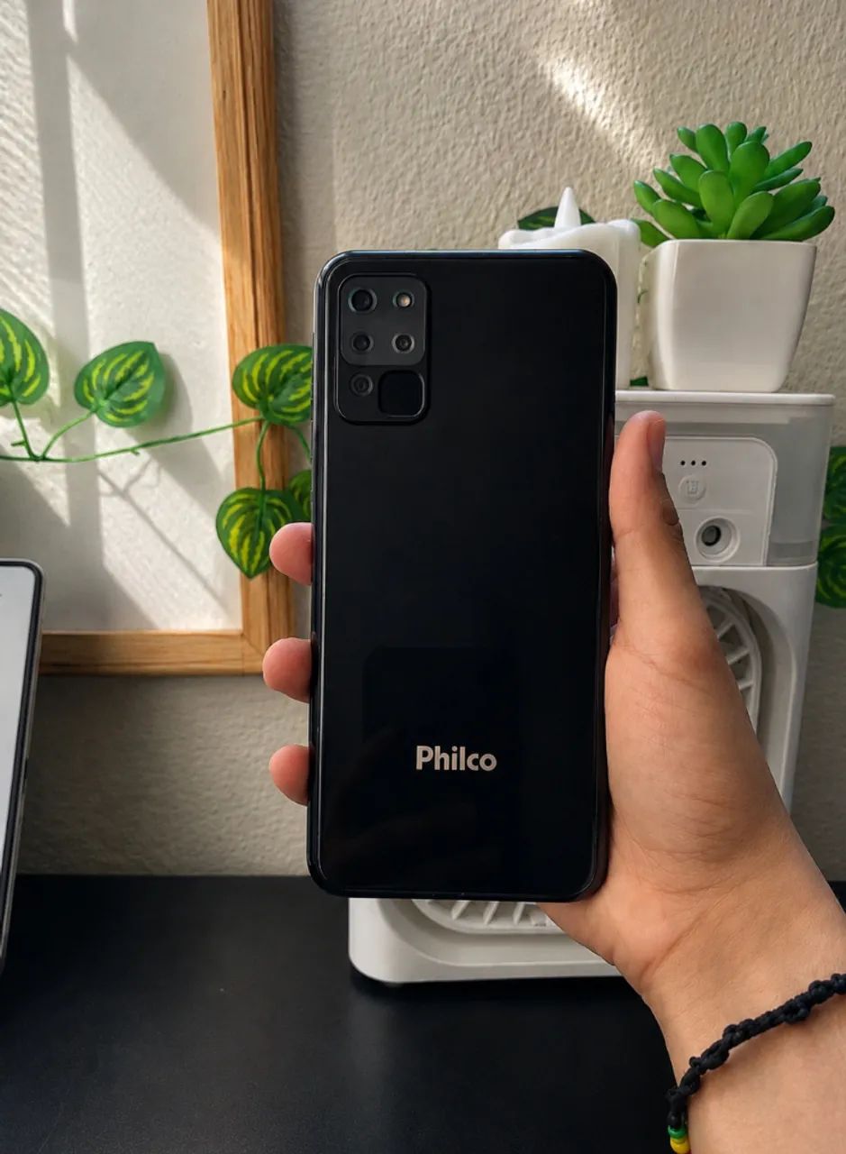 Celular Philco Hit P8 à venda por R$ 230