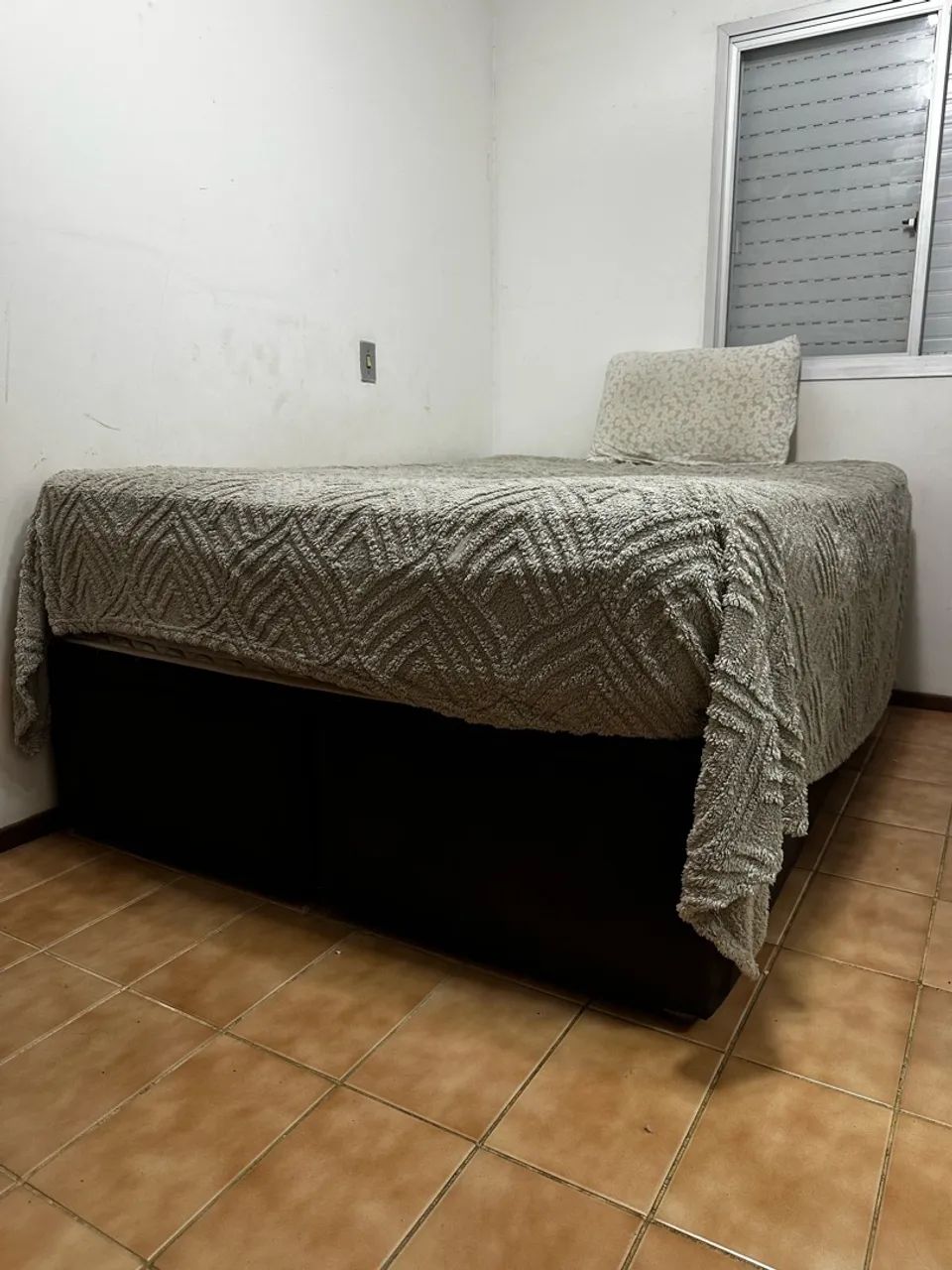 Cama de casal com BAÚ  - Foto 5