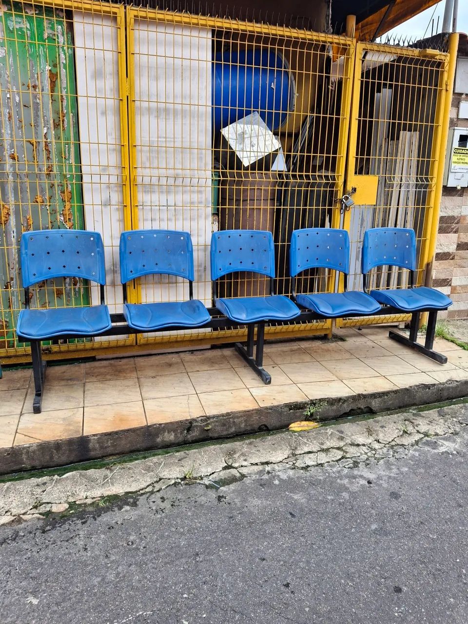CADEIRAS ACOPLADAS LONGARINA  - Foto 2