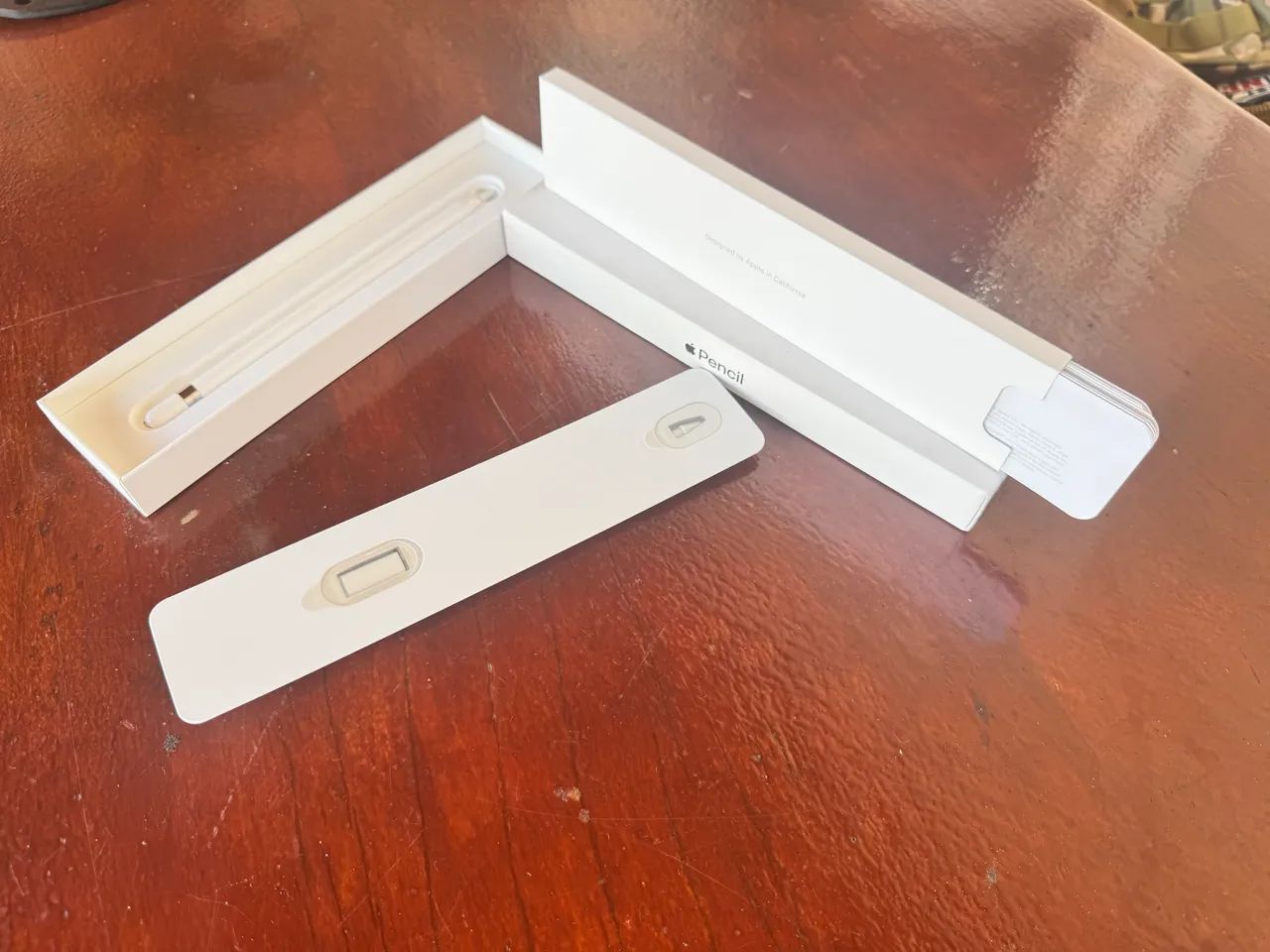 Caneta Apple , ponta extra lacrada!