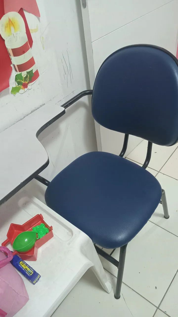 Cadeiras universitária/escola - Foto 4