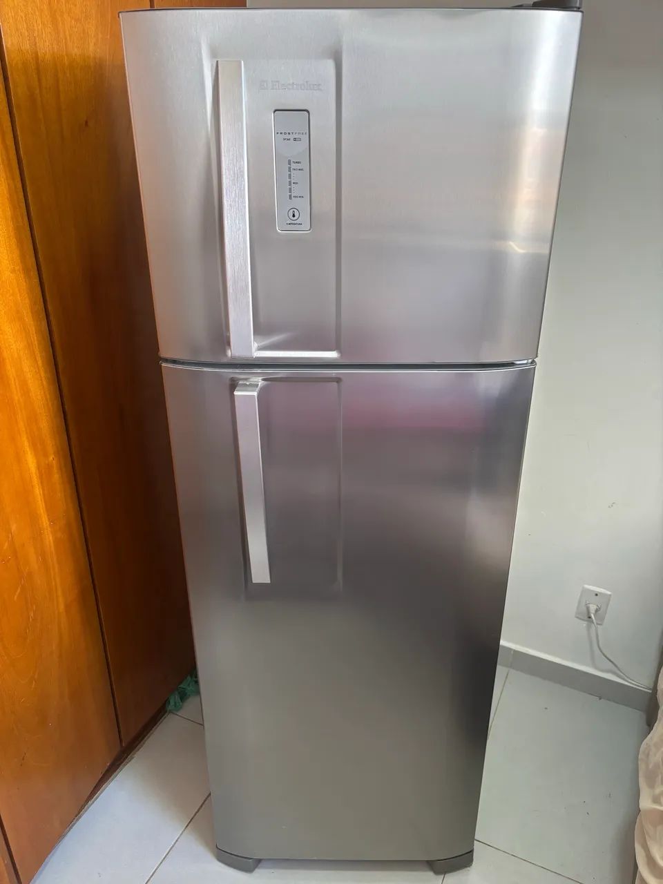 Refrigerador Electrolux 310 litros inox 