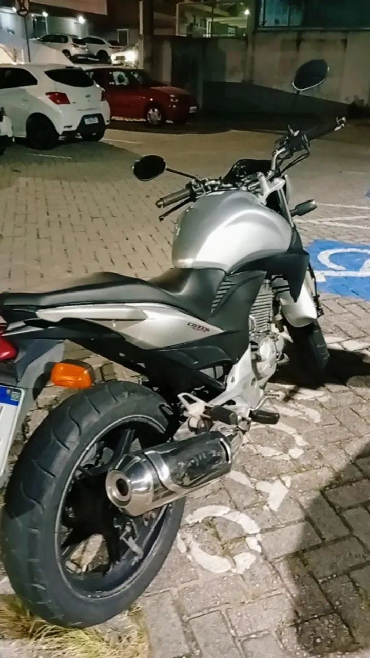 CB300R 2010 PRATA - Foto 2