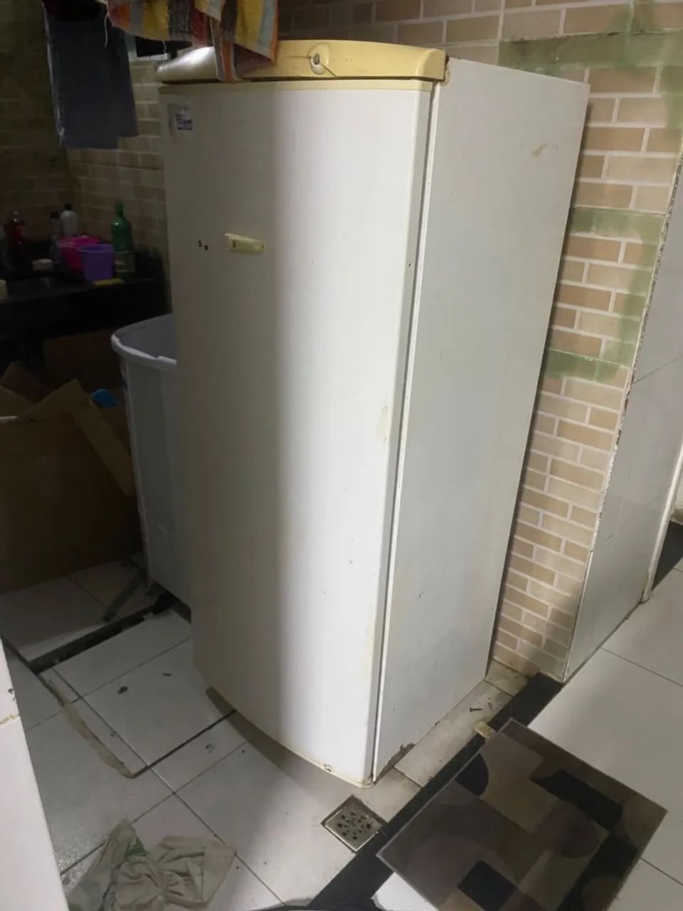 Vendo geladeira usada 320$ - Foto 5