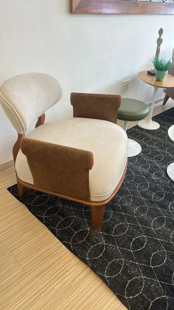 Poltrona Vick linho /couro design duadsg