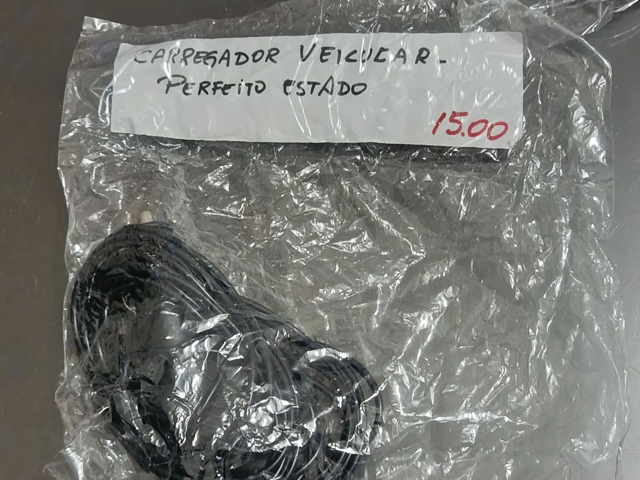 Carregador veicular celular antigo