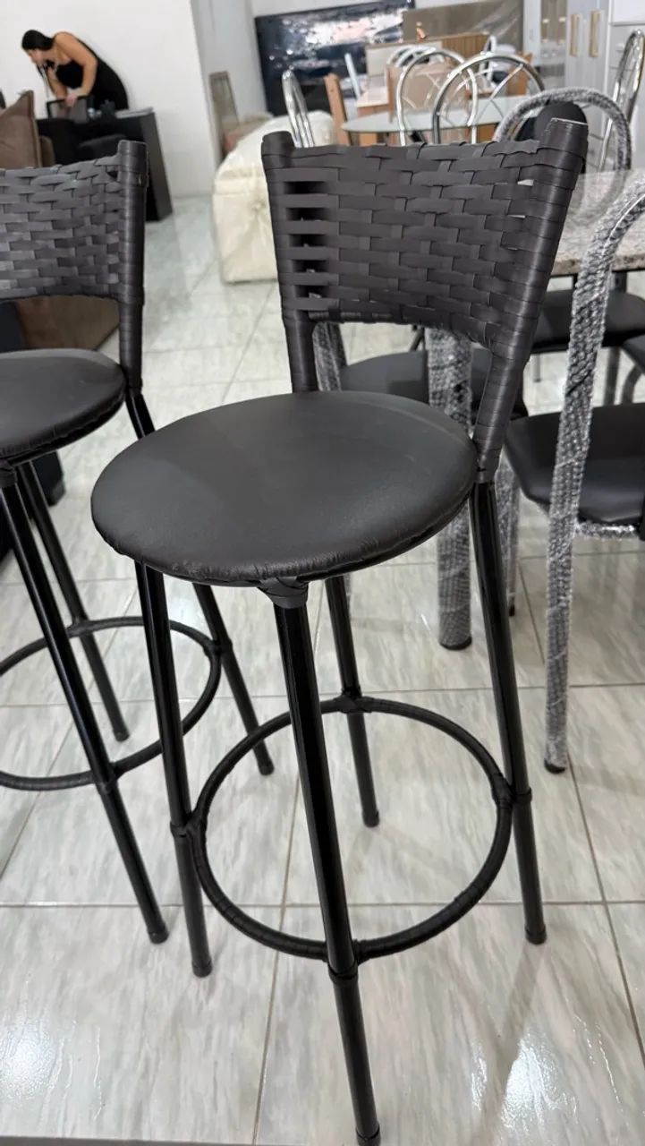 Banqueta para balcão estofada nova disponível  - Foto 5
