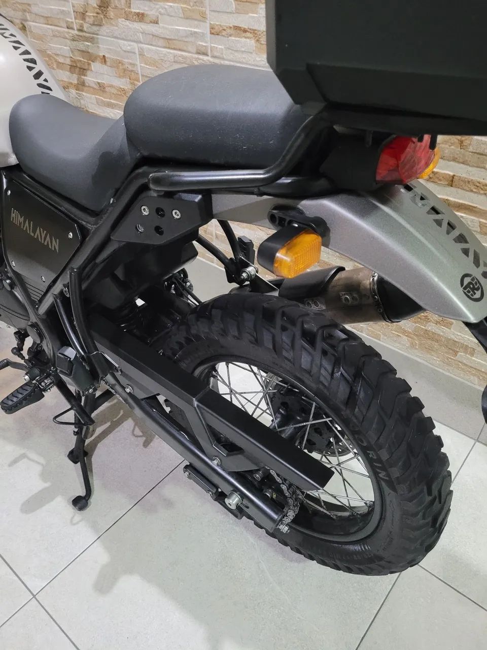 Himalayan 411 - Royal Enfield. - Foto 2