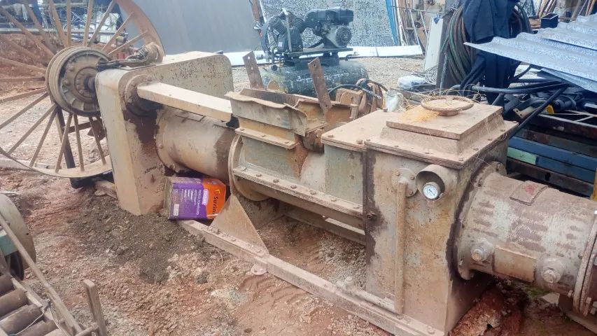 MAROMBA DE FAZER TIJOLOS/BLOCOS