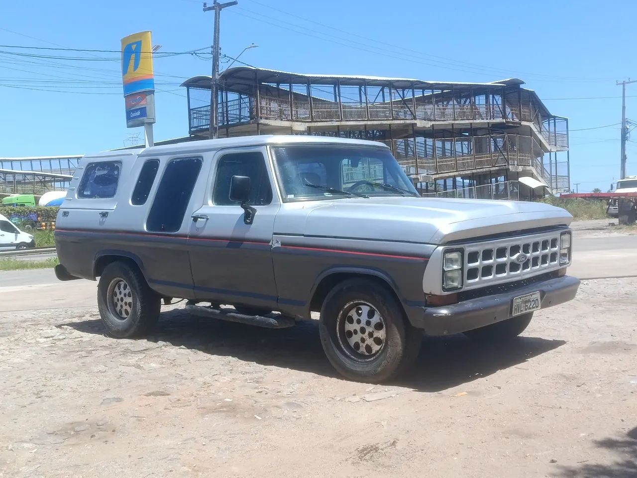 Ford F-1000 F-1000 CD/Blazer 3.9 Dies. 1988