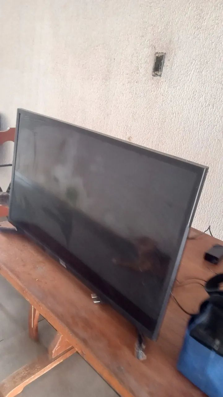 Tv smartv Samsung 33 com defeito 
