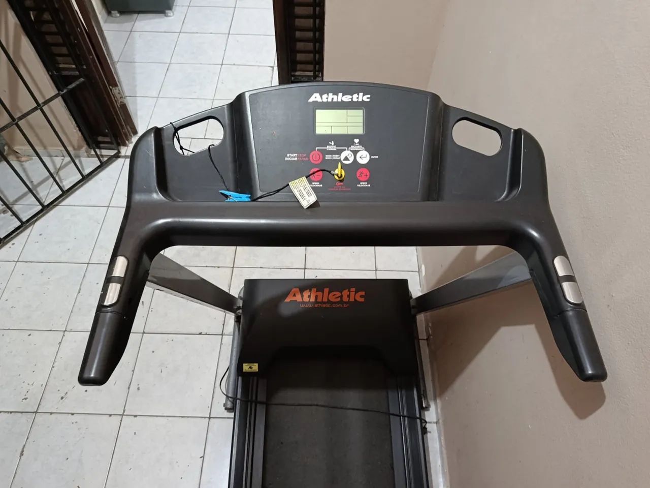 Esteira Athletic à venda!