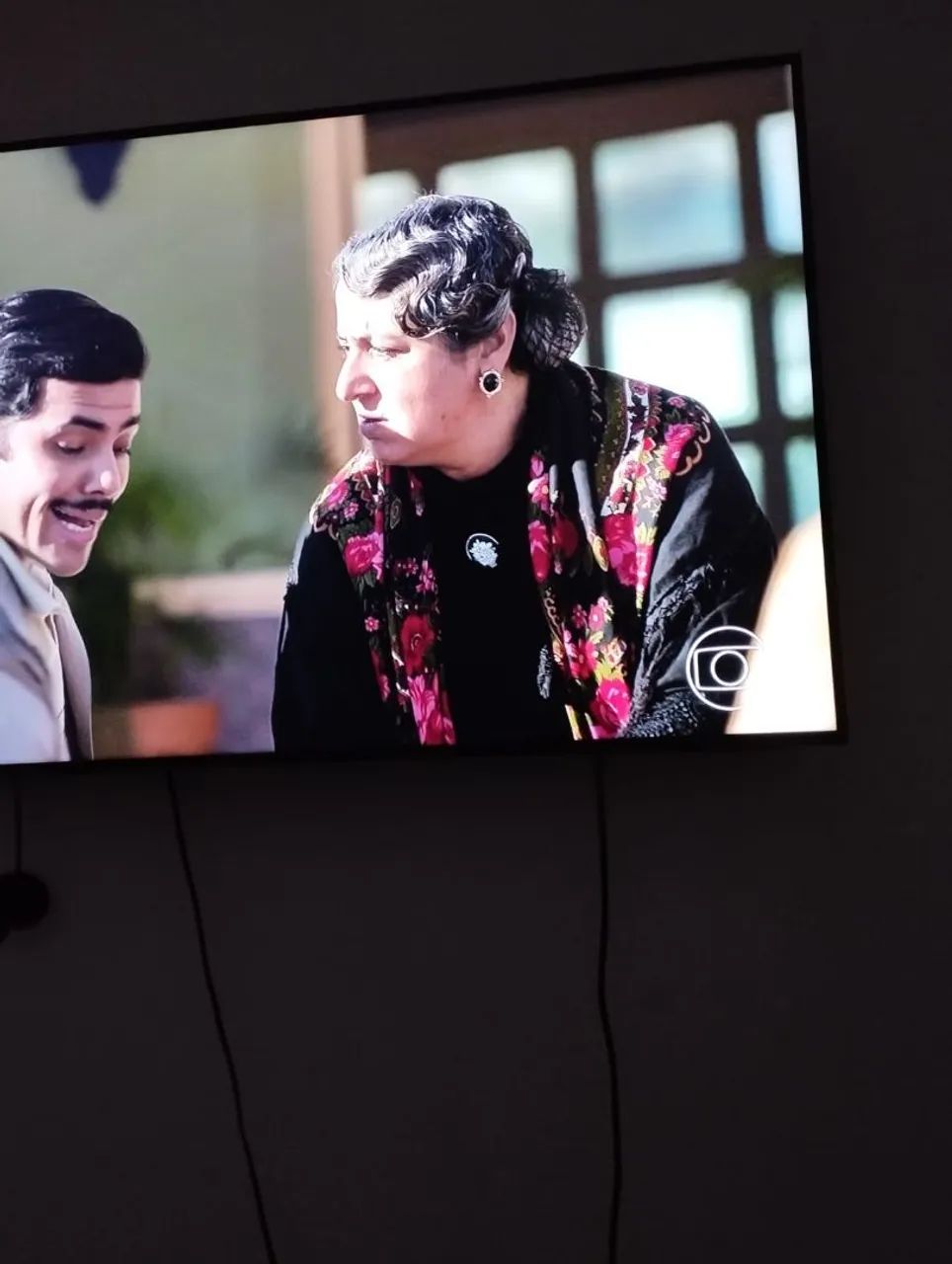 Tv Samsung QLed 50"  - Foto 3