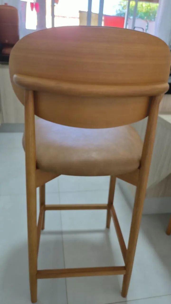 Cadeira de jantar belíssima 
