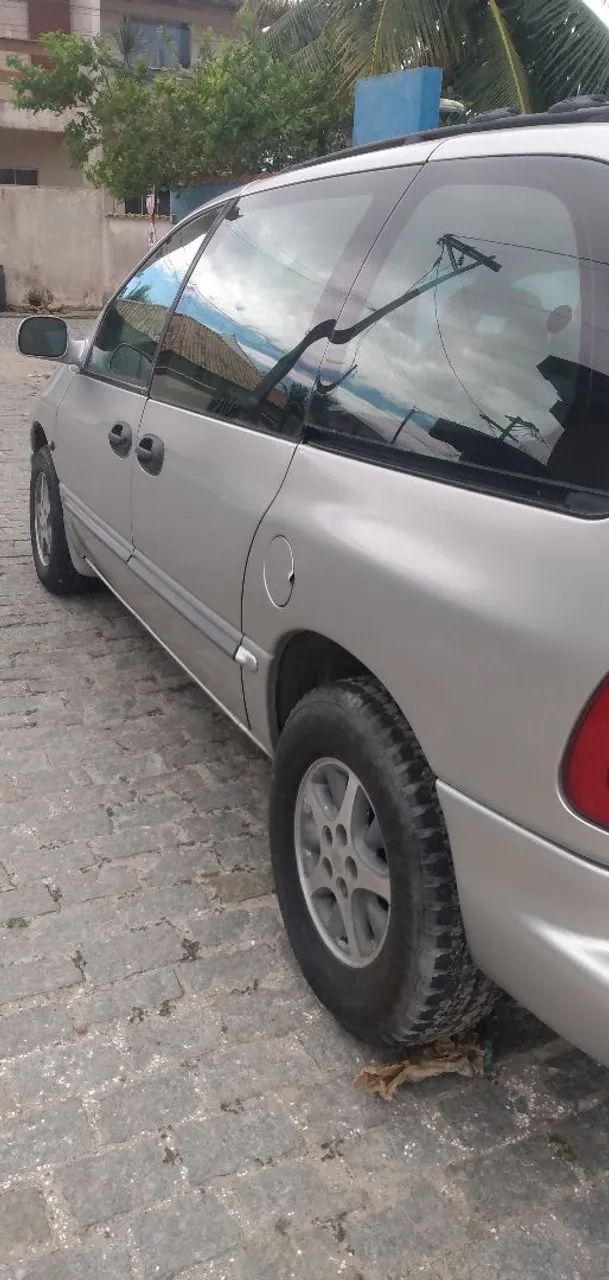 Chrysler Caravan SE 2.4/3.3 2000 - Foto 5