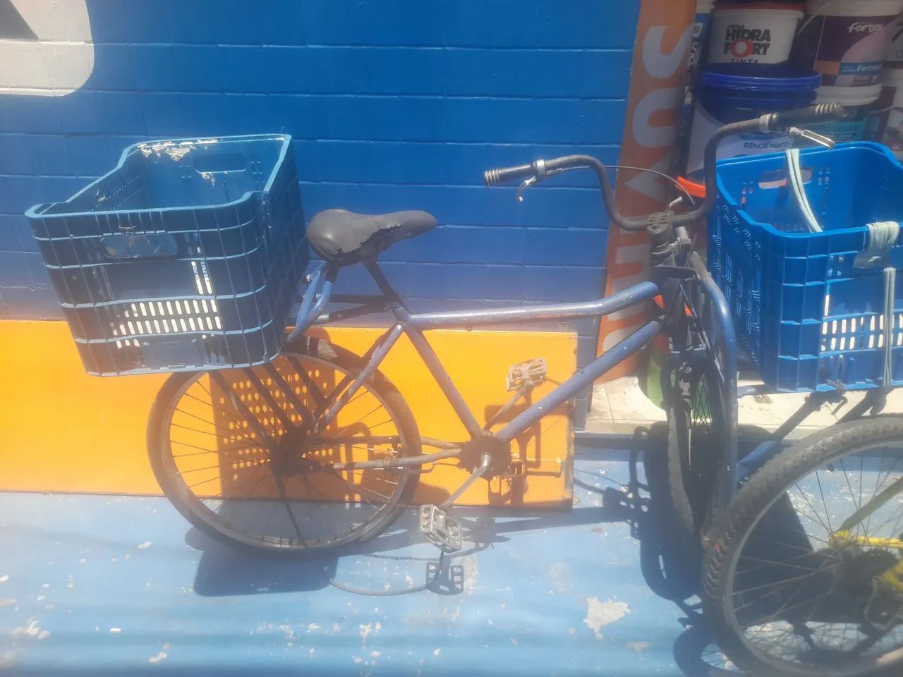 Bicicleta cargueiro seminova