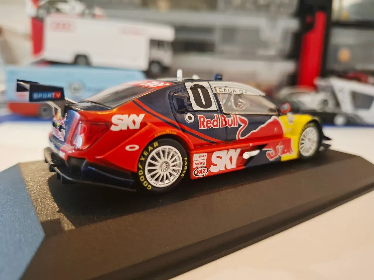Miniatura Chevrolet Sonic Stock Car-Red Bull Racing!!! - Foto 5