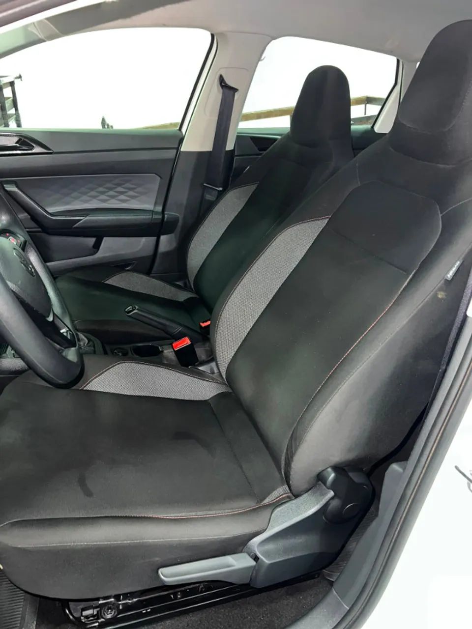 Volkswagen Polo Polo Track 1.0 Flex 12V 5p 2025
