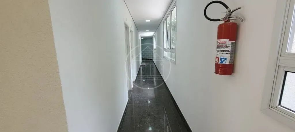 Sala para alugar no condomínio Terrara (Interlagos)