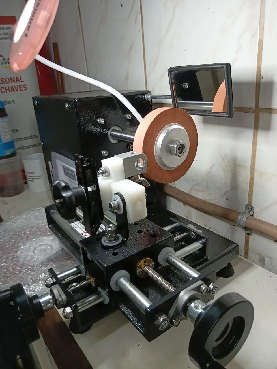Maquina de afiar pratica 2x1 - Foto 2