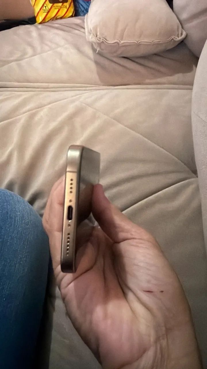 iPhone 16 pro Max desert 256gb semi-novo  - Foto 3