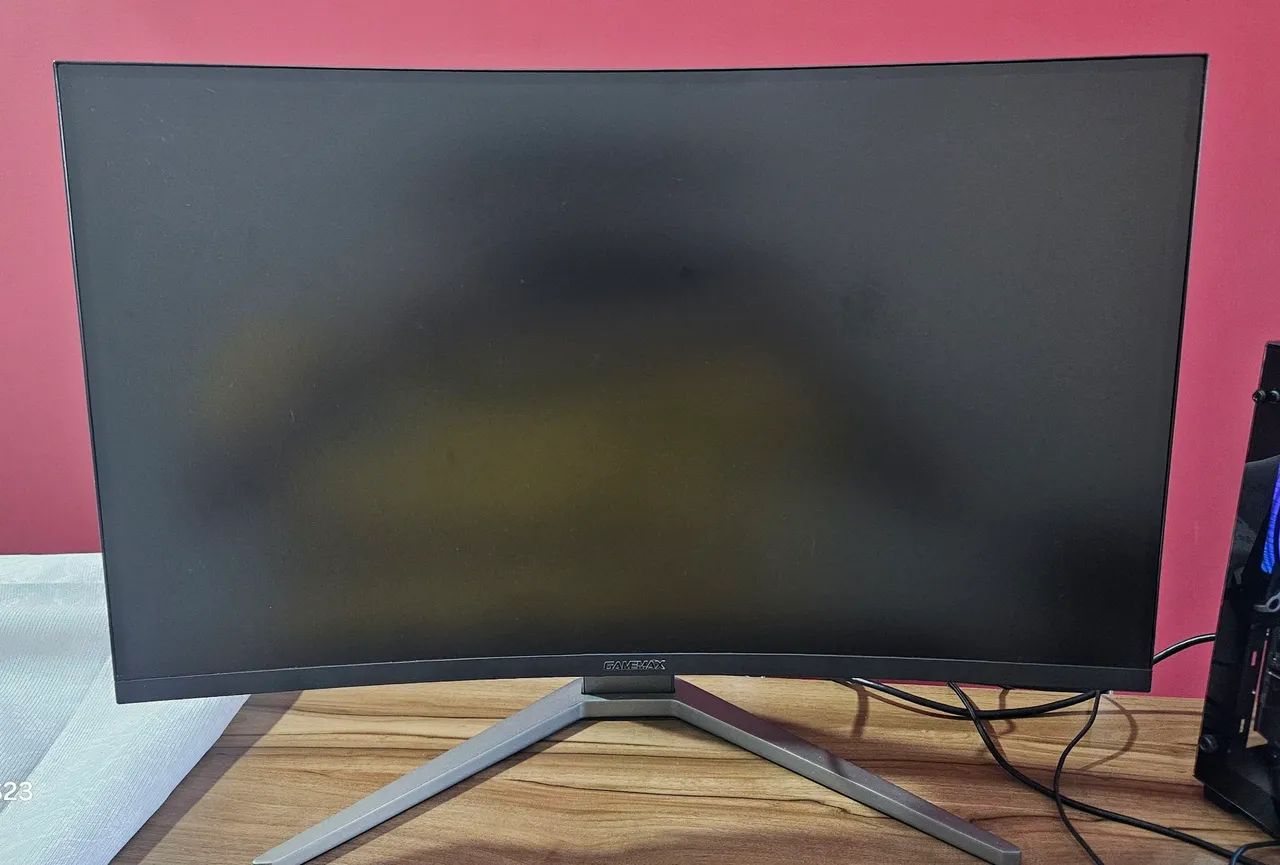 Monitor 27" curvo QHD 165hz - Foto 2