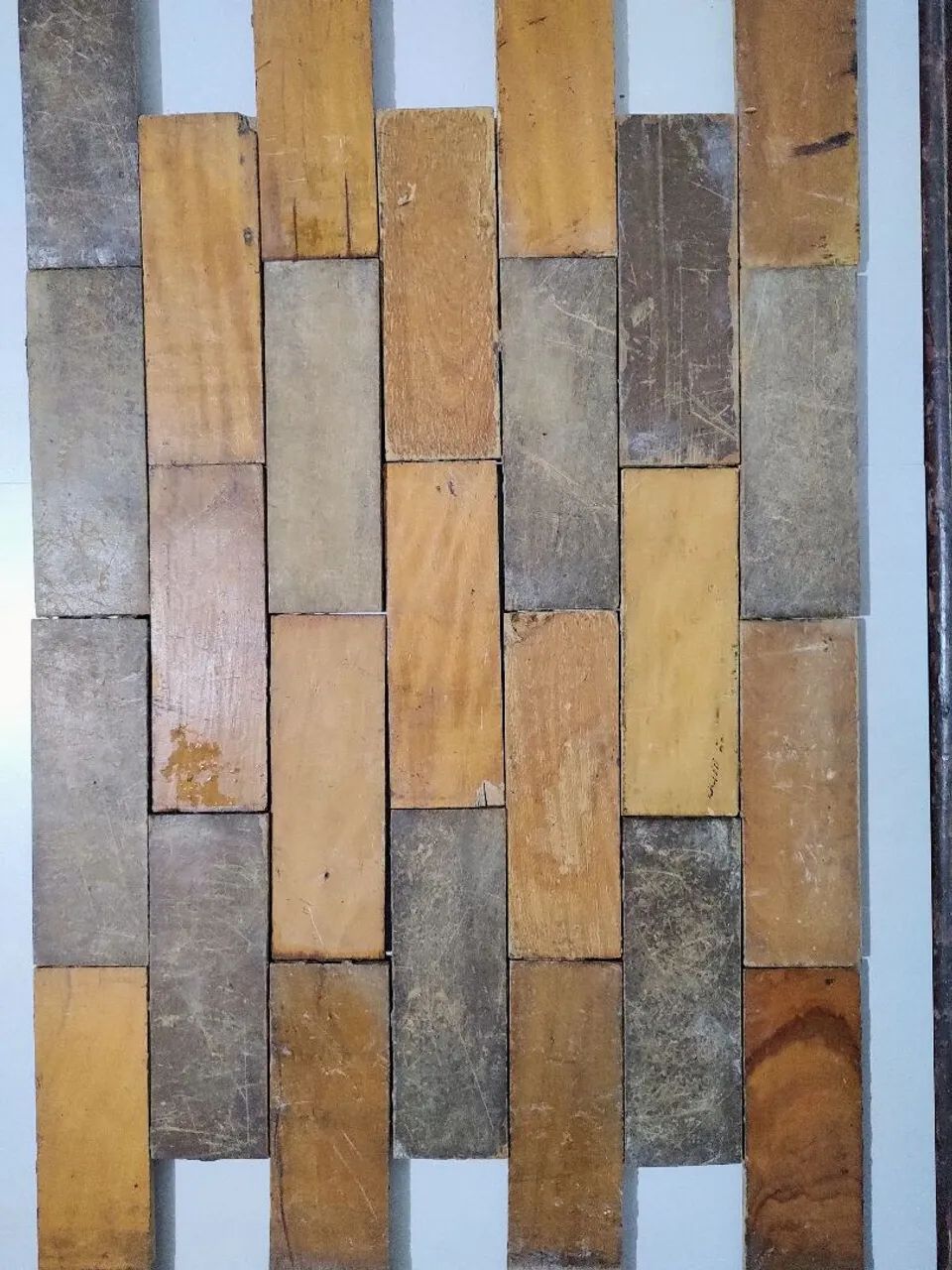 Lote 2.100 Tacos de Madeira Maciça Piso Peroba Rosa e Ypê