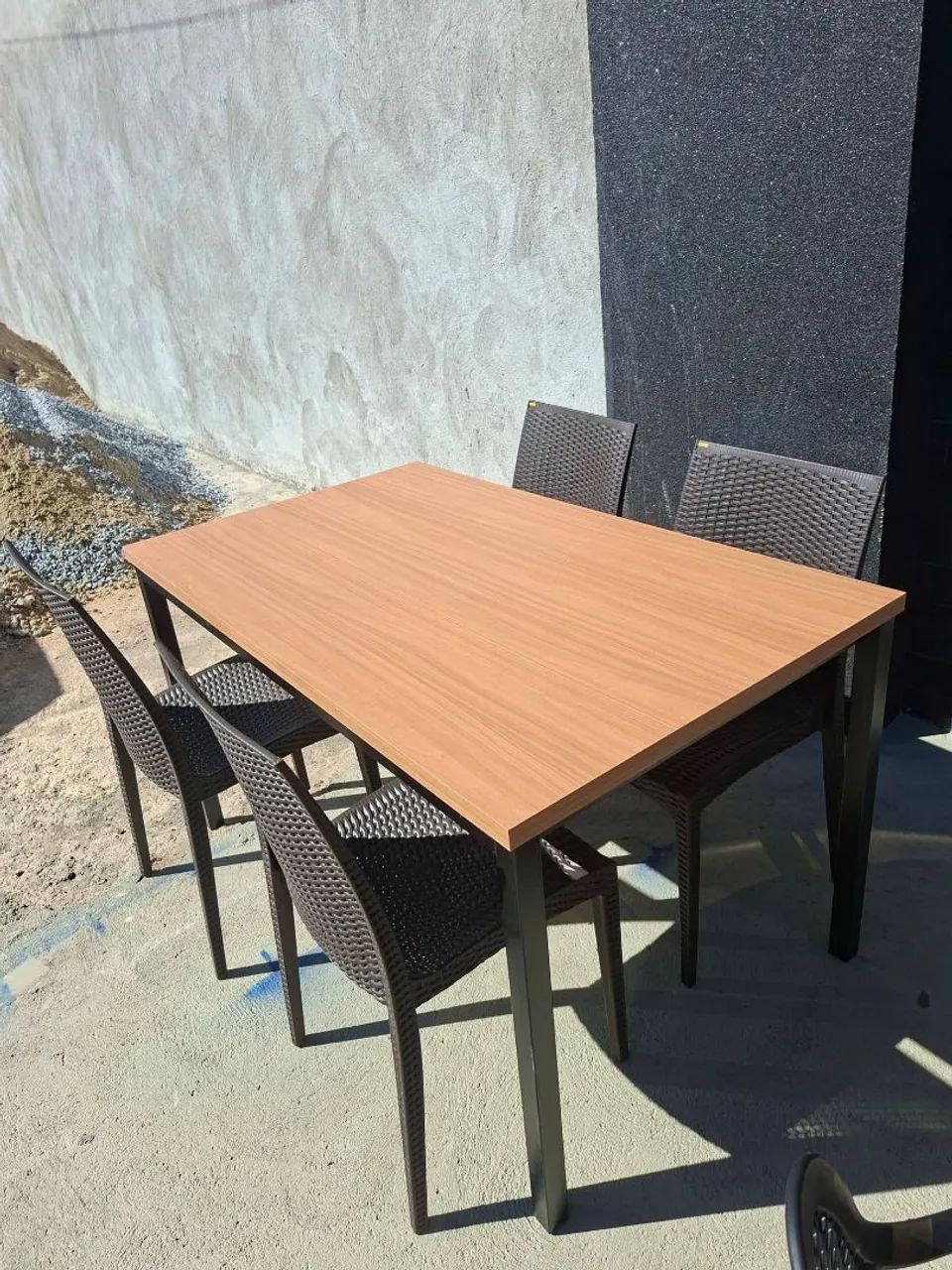 Mesa de Madeira completa 1.36x80 com Pés Industriais + 4 Cadeiras - Foto 4