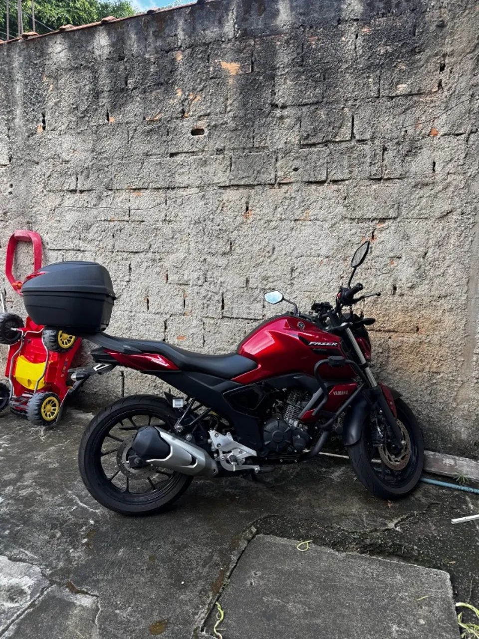 FZ15 2024 
