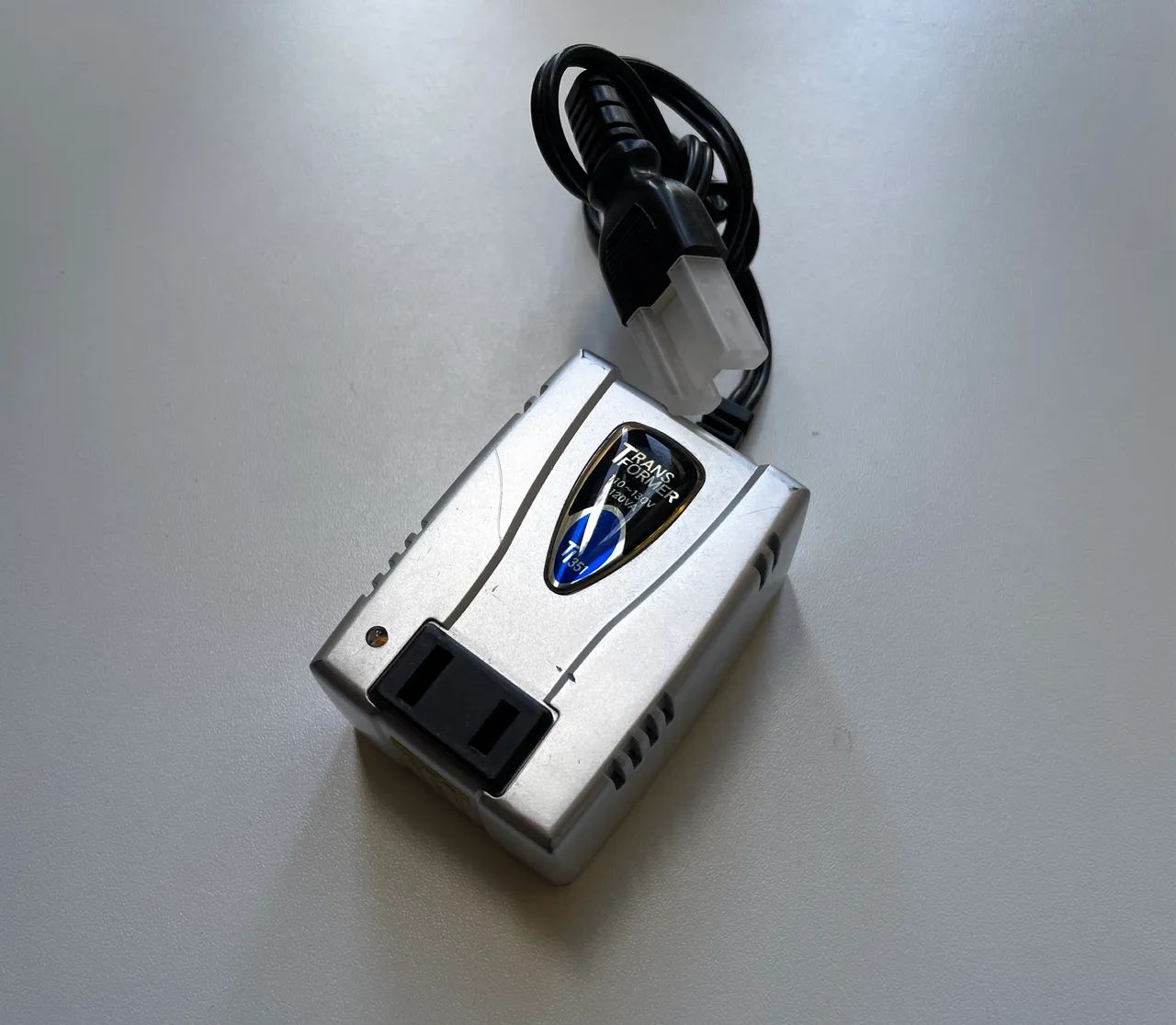 Transformador de voltagem 100-130v