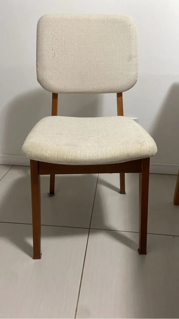 Mesa Retrátil com tampo de Vidro e 4 cadeiras - Foto 3