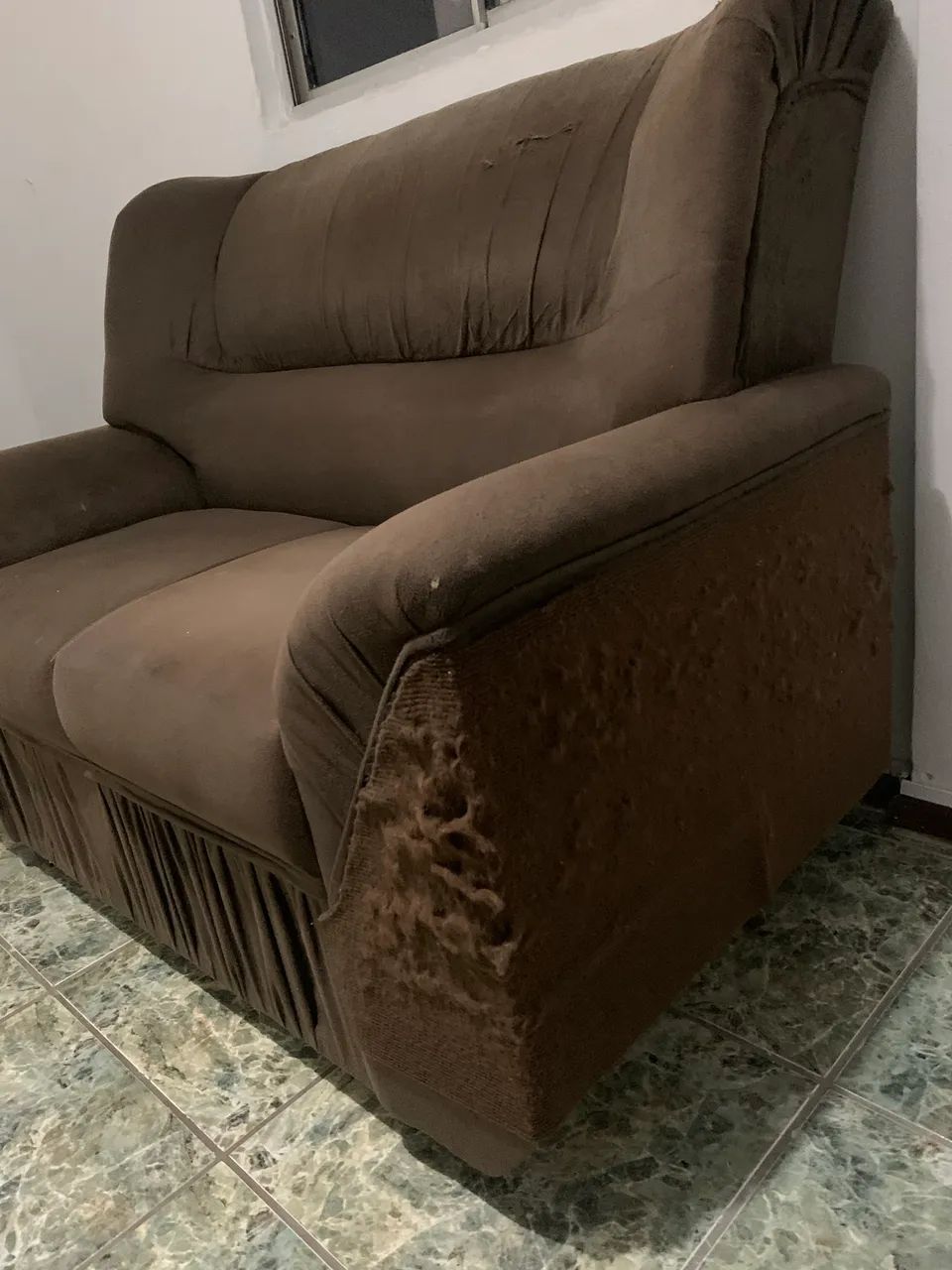 Sofá marrom 2 lugares - DOAÇÃO - Pina - Foto 2