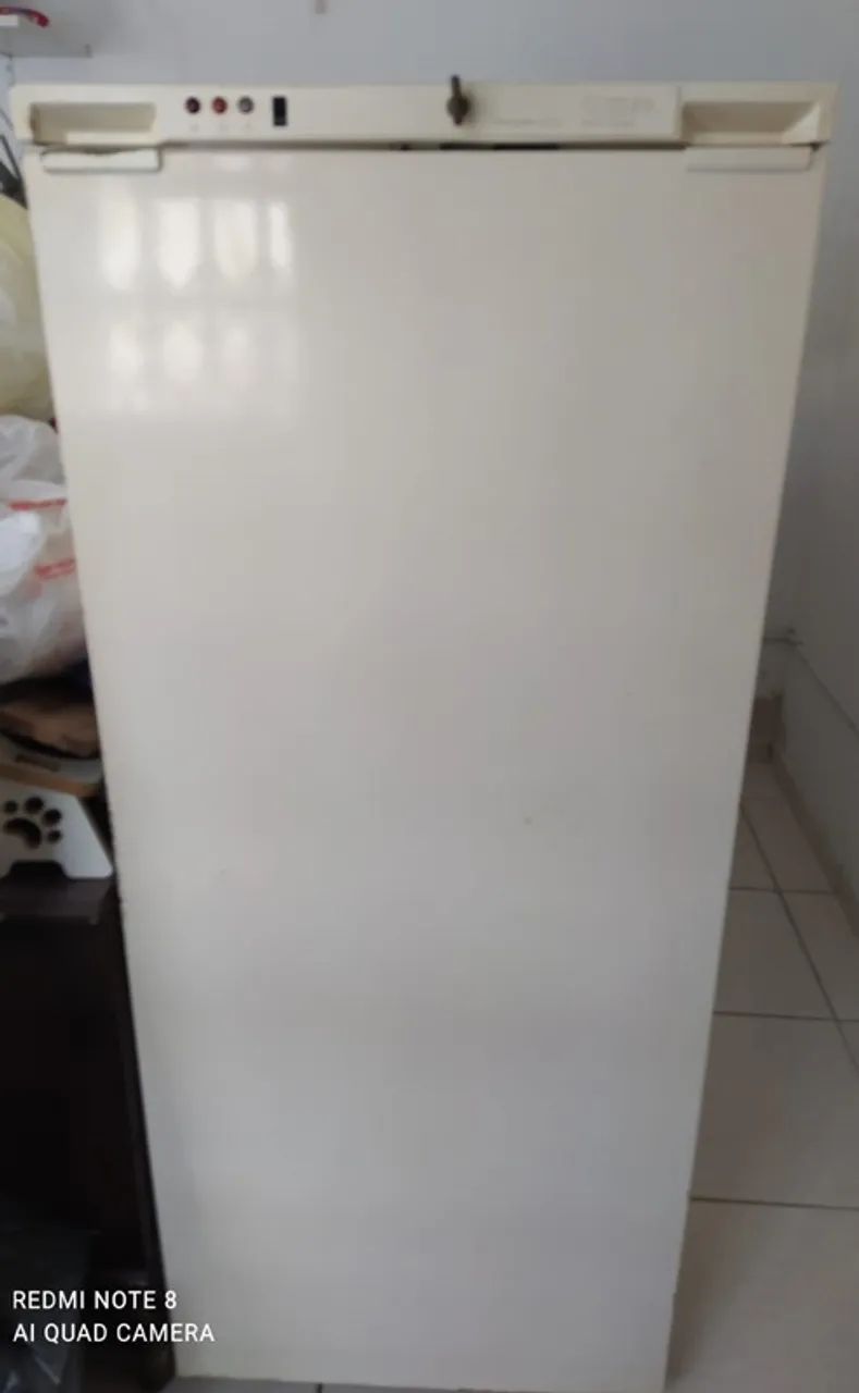 Freezer vertical Consul 280 lts usado - Foto 3