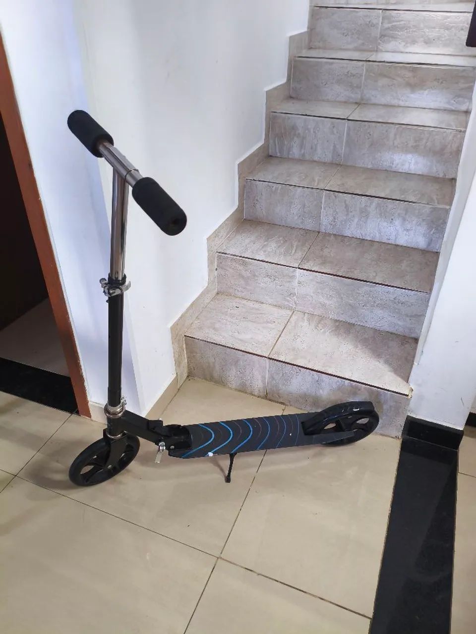 Patinete Infanto Juvenil, 2 rodas dobrável.