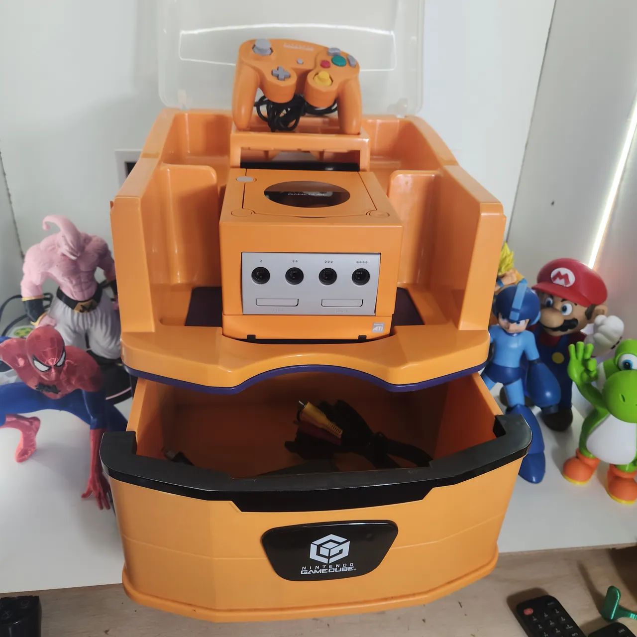 Nintendo game cube com rack original Nintendo  - Foto 5