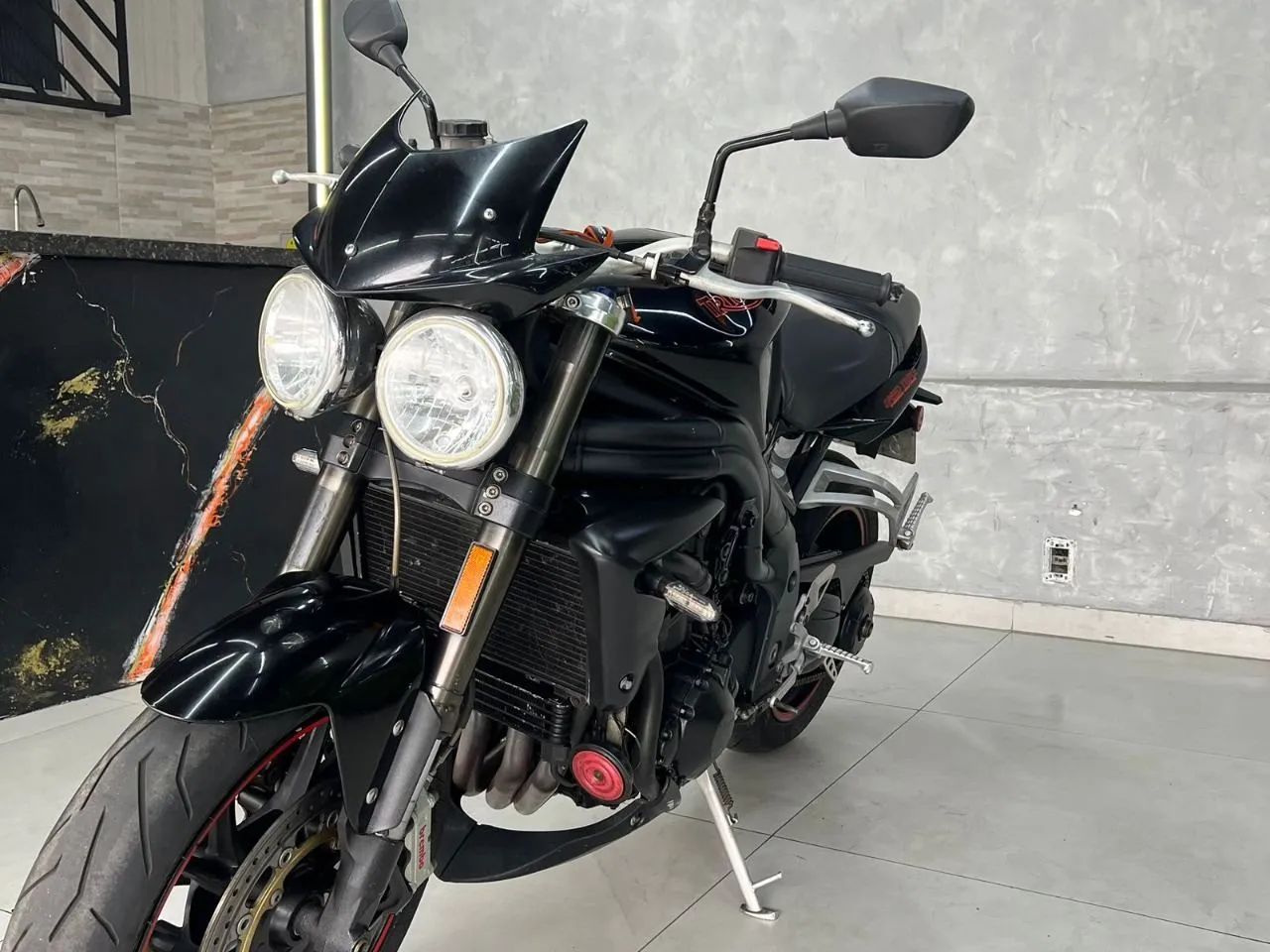 Triumph Speed 1000 cc 