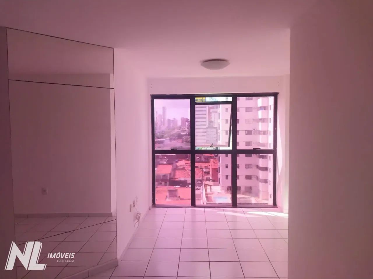 Apartamento no Tirol com 2 Quartos e Área de Lazer Completa - Foto 2