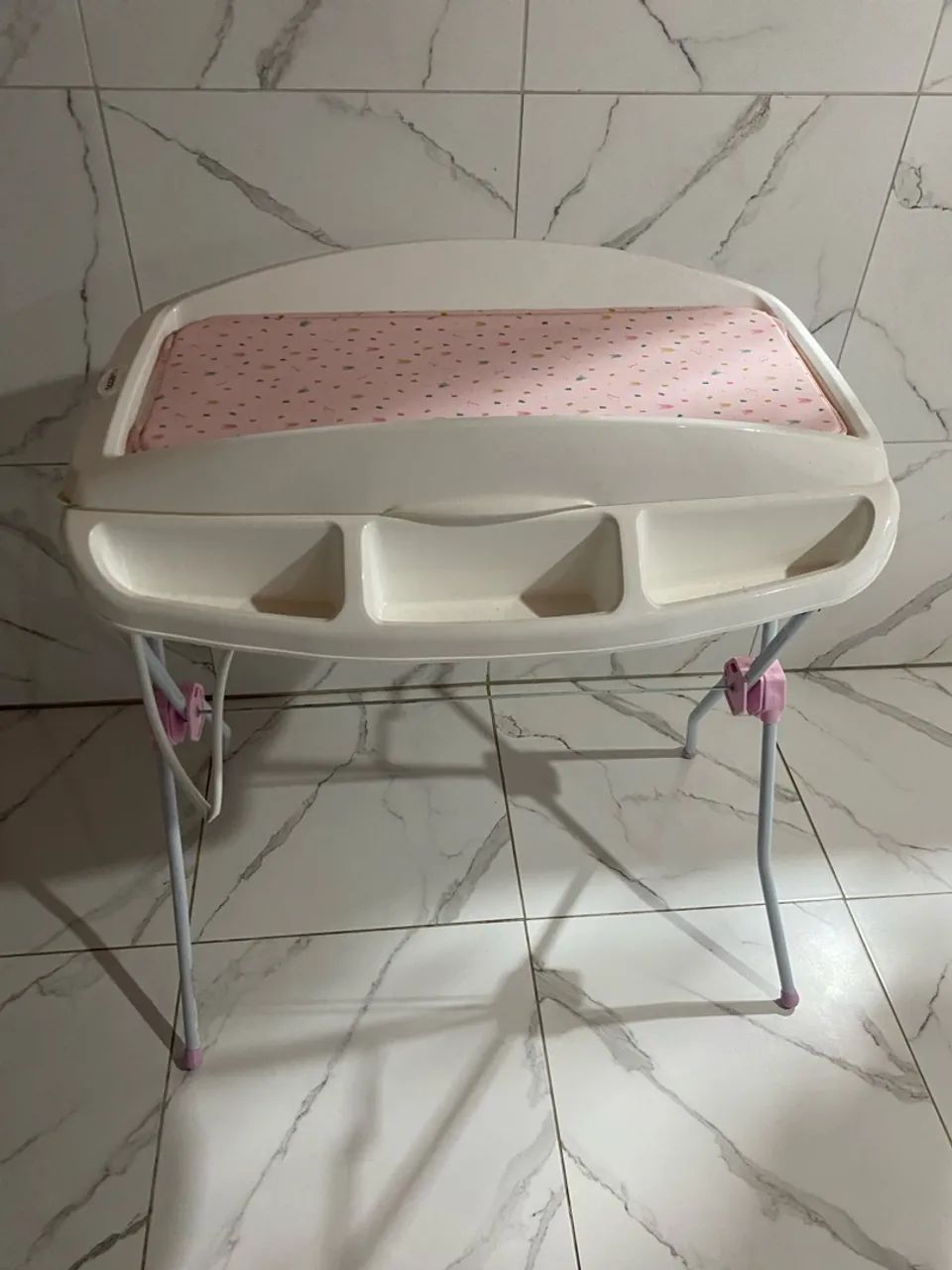Vendo banheira de bebê da marca Kiddo - Foto 2