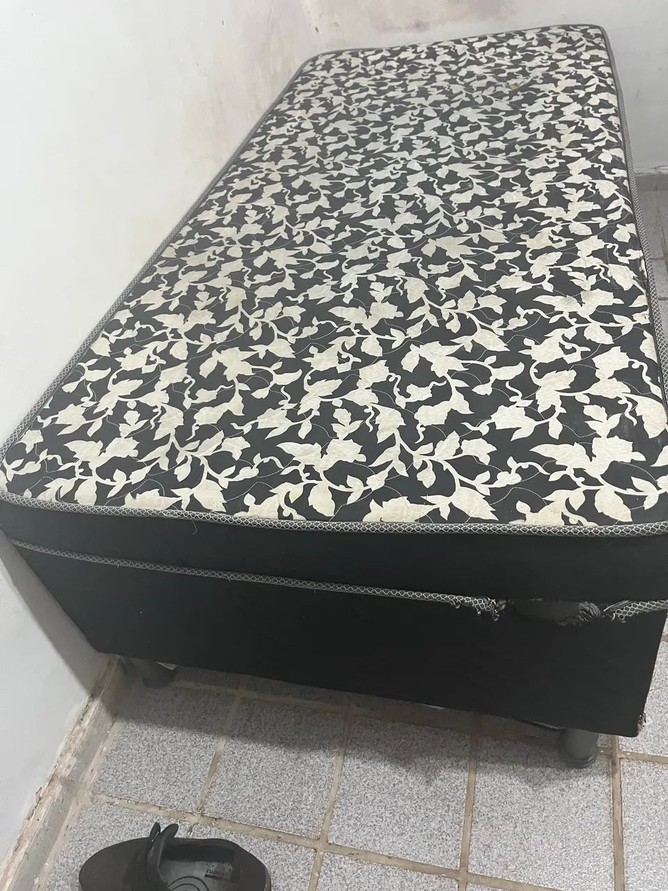 Cama para doação com avarias  reservada  - Foto 2