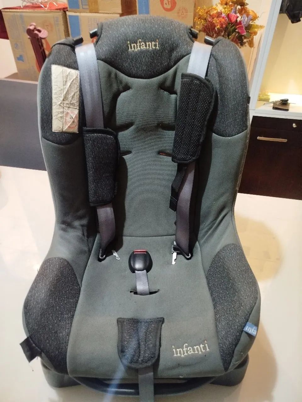 Cadeira infantil para carro marca infanti 