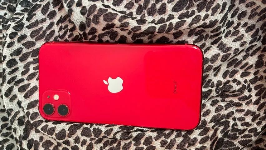 iPhone 11 256GB vermelho todo original - Celulares e Smartphones