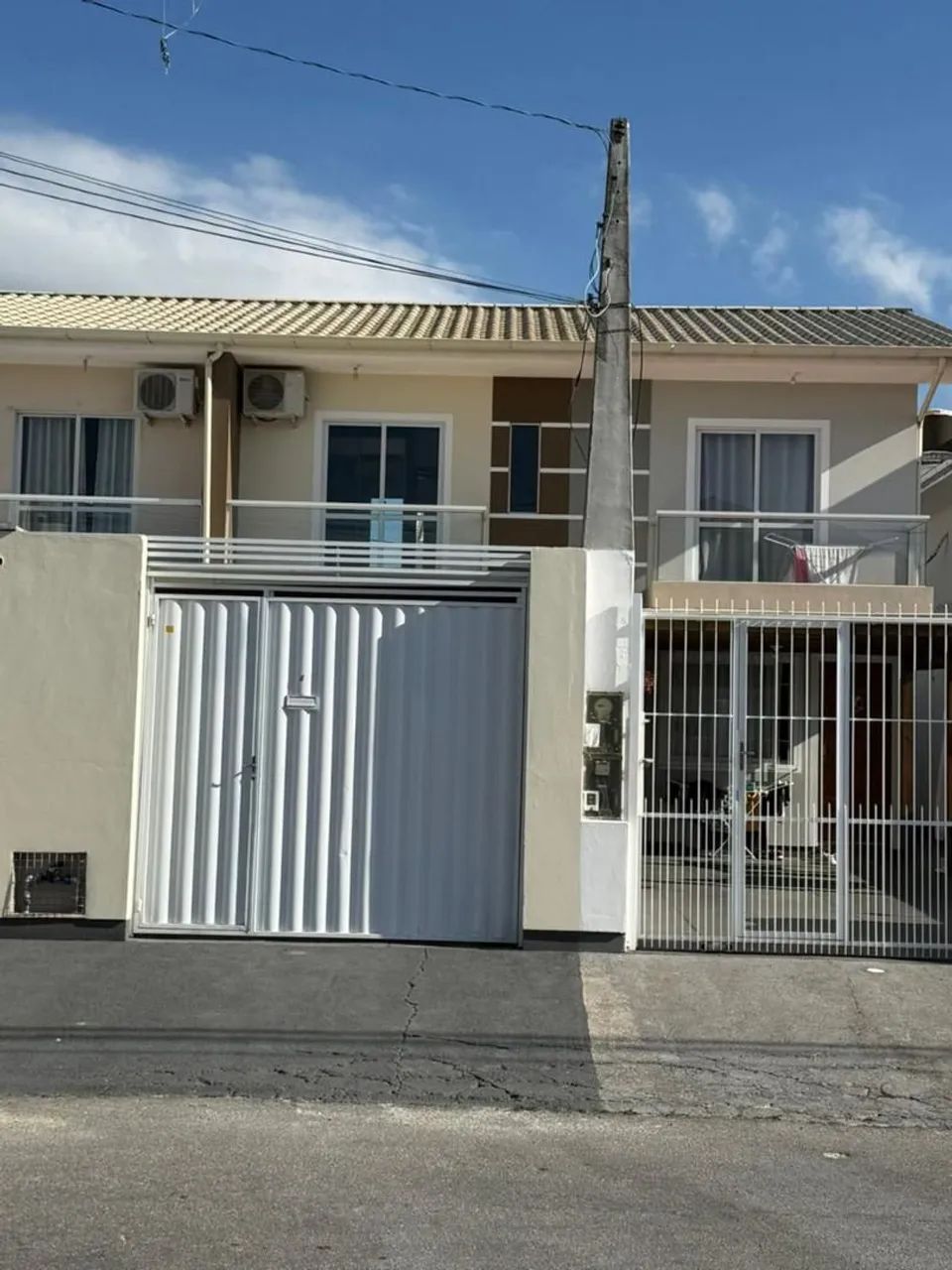 Sobrado com 2 dormitórios, Churrasqueira e Piscina à venda - Nova Palhoça - Palhoça/SC