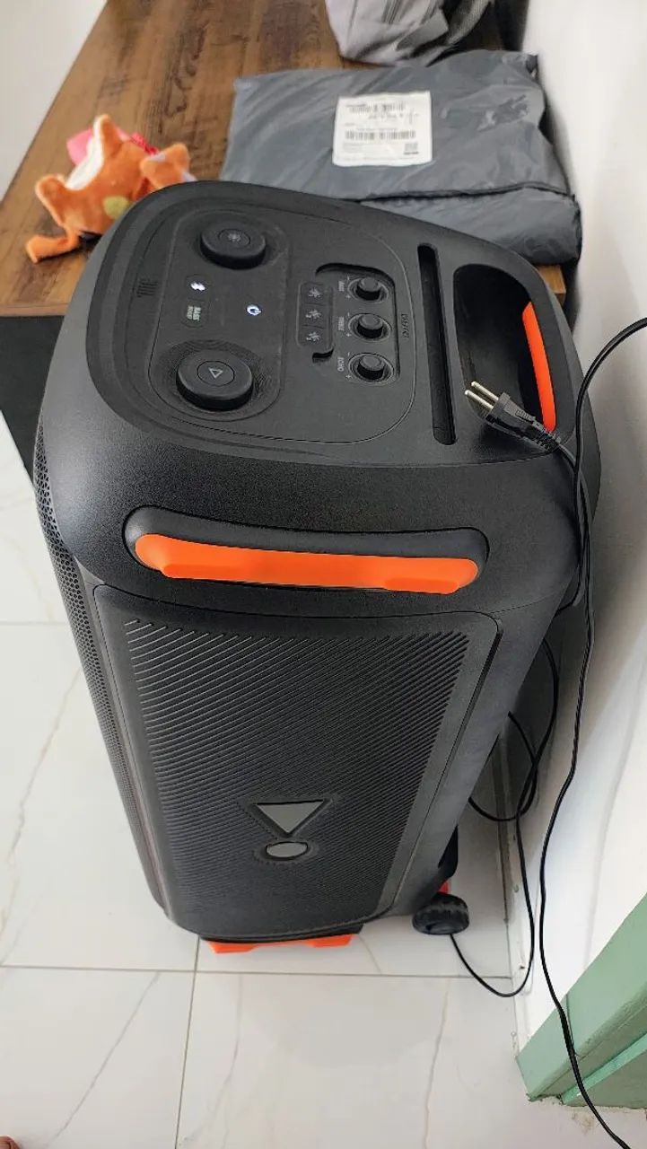 Caixa de som JBL 710 - Foto 2