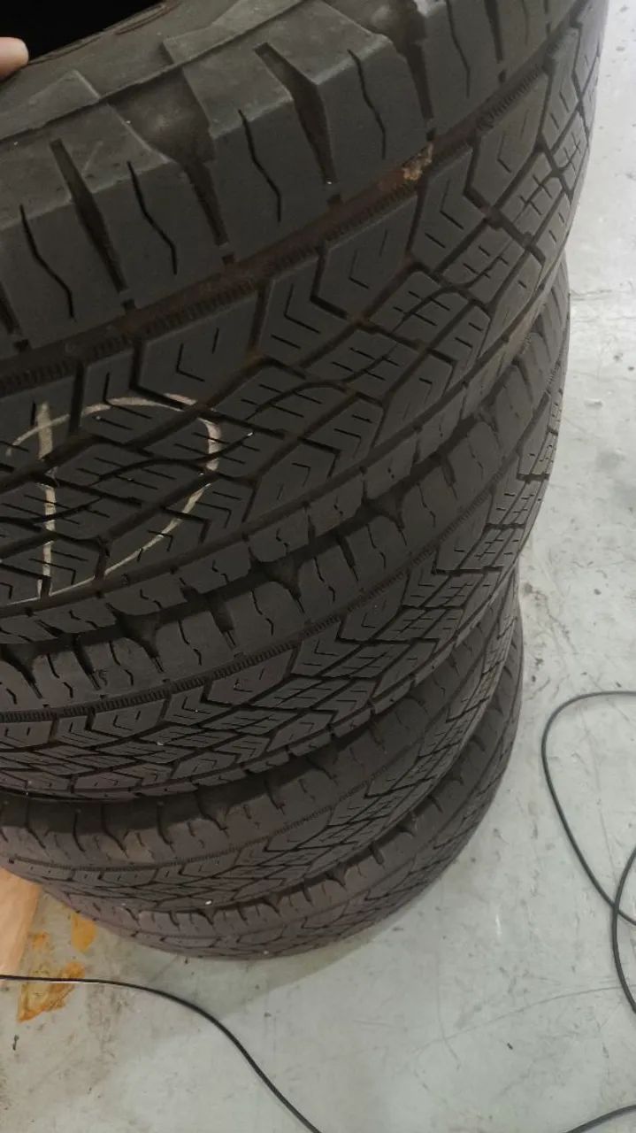 Pneu CrossContact 265/60 R 18 - Foto 2