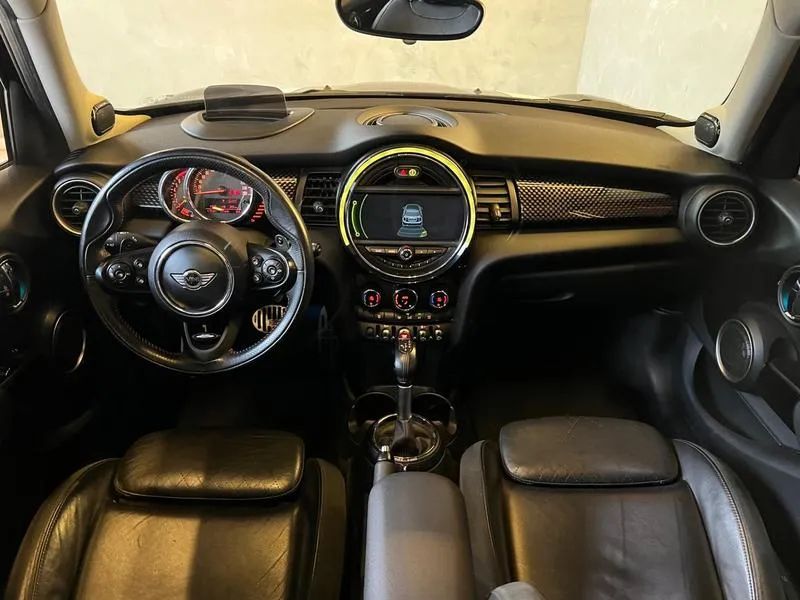 MINI Cooper 2.0 16V Twinpower Gasolina S 4P Steptronic, foto 11 de 14