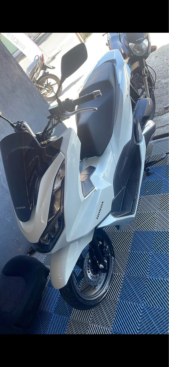 PCX 160 abs ( pouco usada e bem conservada)